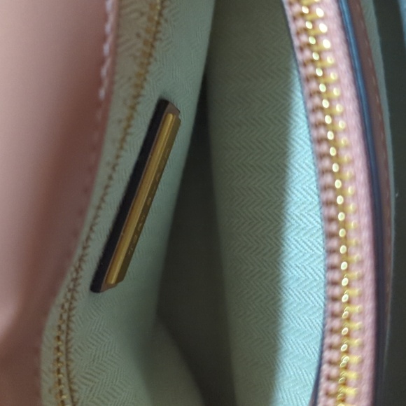 Tory Burch Kira Chevron Convertible Shoulder Bag - Picture 6 of 15